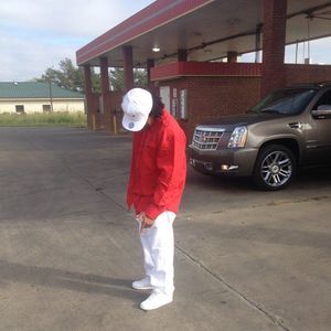 Meet your Posher, Mone